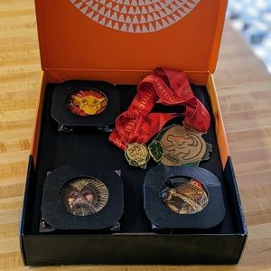 NWOT/NIB Lion King Award Medals and Pin Set, 2021 runDisney 5K Virtual Challenge